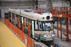 71-431R Model Three-Section Tram Passenger Car