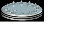 Sealing Device for Isolation of Hot and Cold Collectors